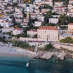The Beachfront Old Town Appartement