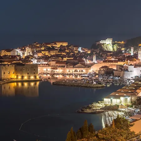 The Beachfront Old Town Dubrovnik