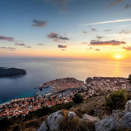 Apartment The Beachfront Old Town *