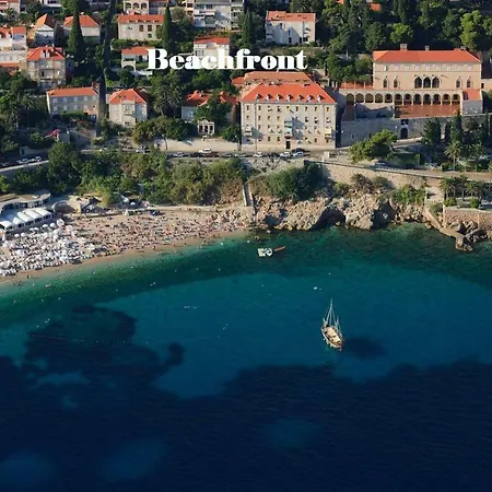 The Beachfront Old Town *