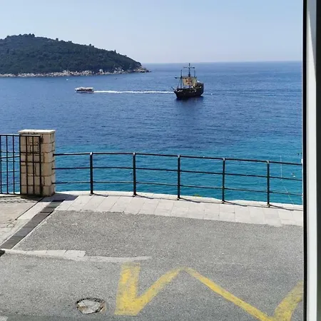 The Beachfront Old Town * Dubrovnik