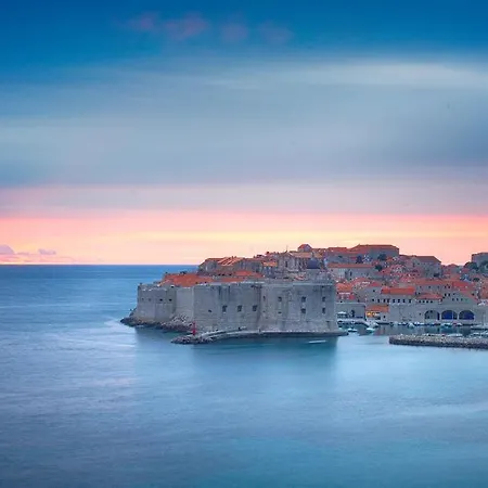 The Beachfront Old Town Apartment Dubrovnik