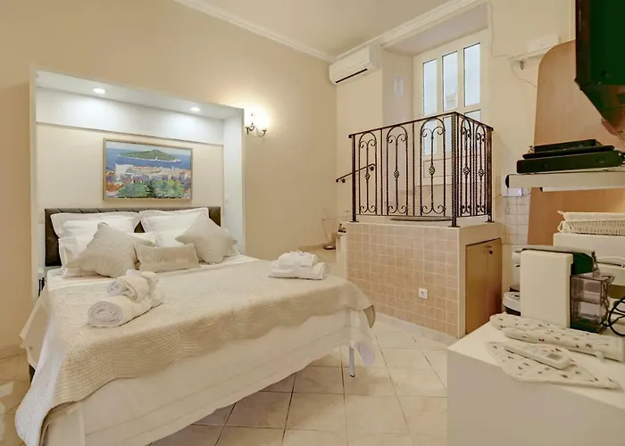 The Beachfront Old Town *