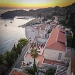 The Beachfront Old Town
