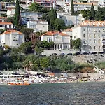 Apartman The Beachfront Old Town