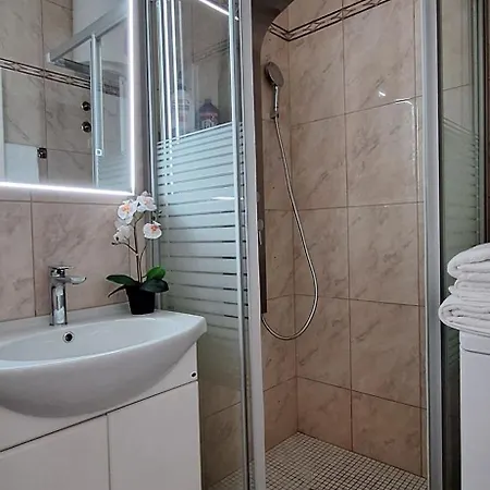 The Beachfront Old Town Apartamento *