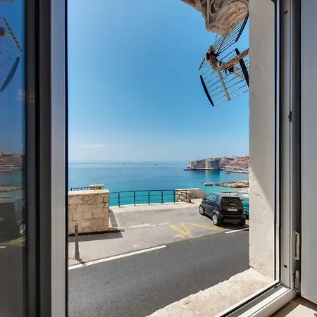 The Beachfront Old Town *